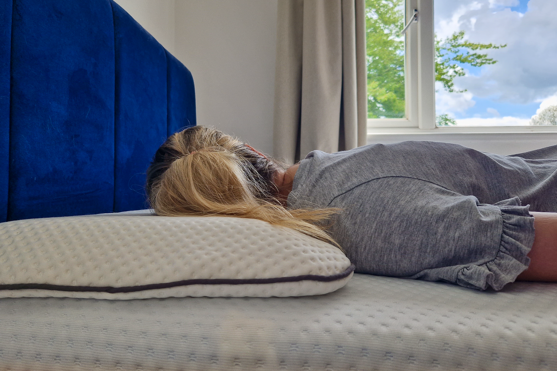 stomach sleeping emma pillow one layer